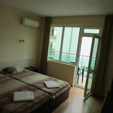 Emerald Hotell *